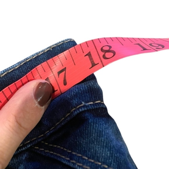 Skinny Blue Jeans 🤍 - Picture 13 of 14